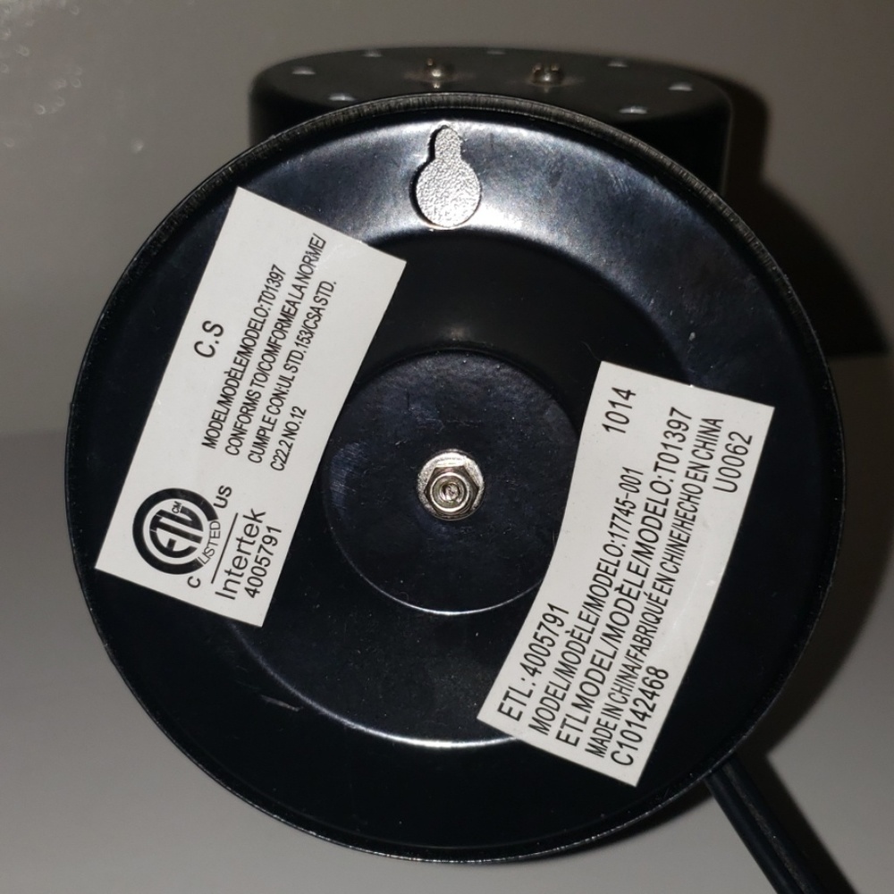 Lamp - Picture 2 of 2
